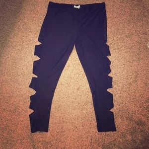 Black cut-out Athletic Leggings